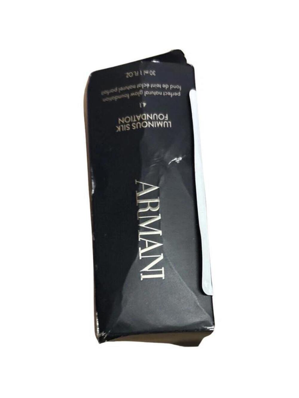 Giorgio Armani Luminous Silk Foundation 4.1 Light Warm Golden Perfect